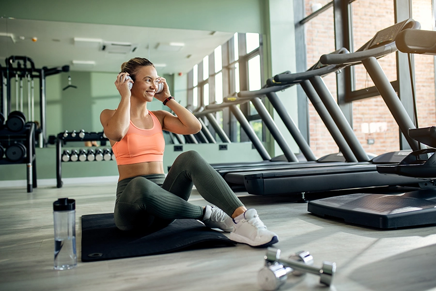 Mulher fazendo exercício
